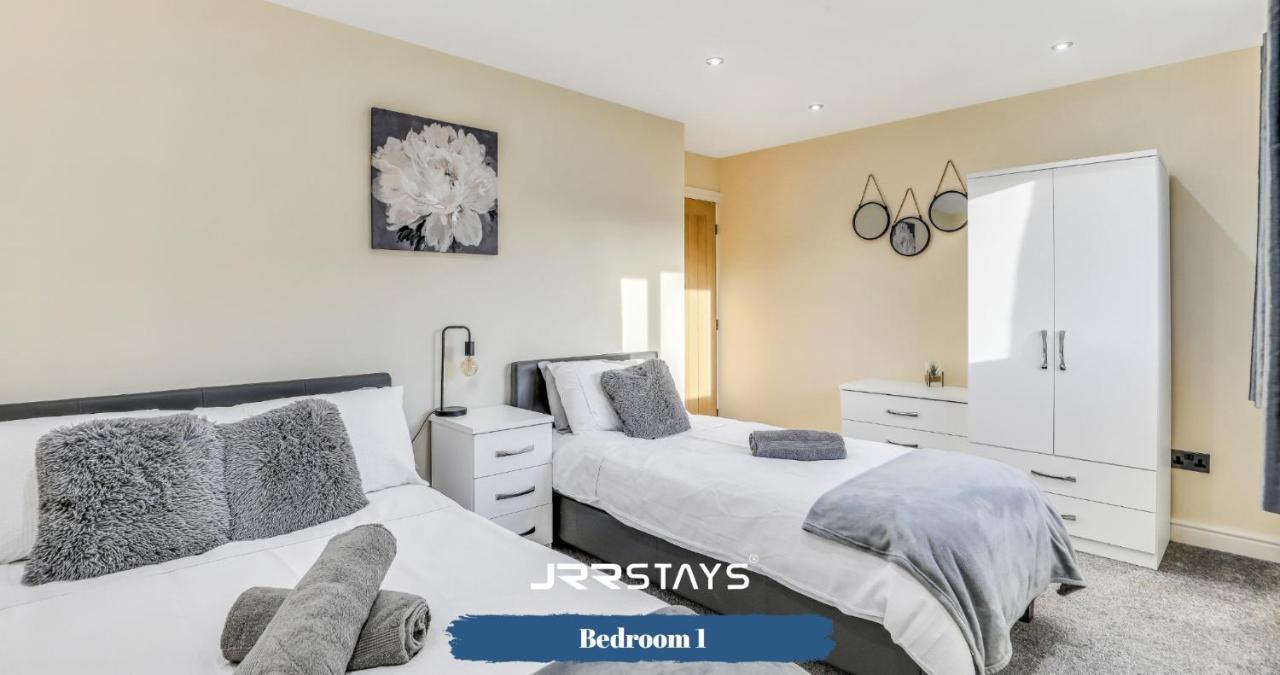 Cockermouth - 3 Bedroom, Sleeps 10 Garden - Jrr Stays Экстерьер фото