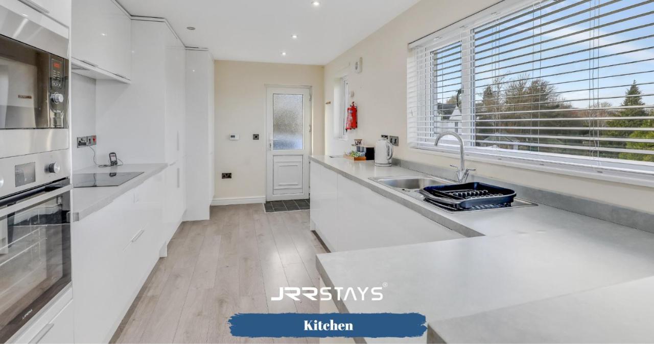Cockermouth - 3 Bedroom, Sleeps 10 Garden - Jrr Stays Экстерьер фото
